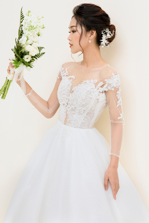 Bộ sưu tập váy cưới màu trắng lộng lẫy của Sansan Bridal