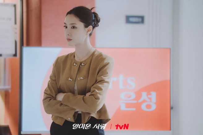 Lớp nền “trong veo” – chìa khóa của vẻ đẹp sang trọng