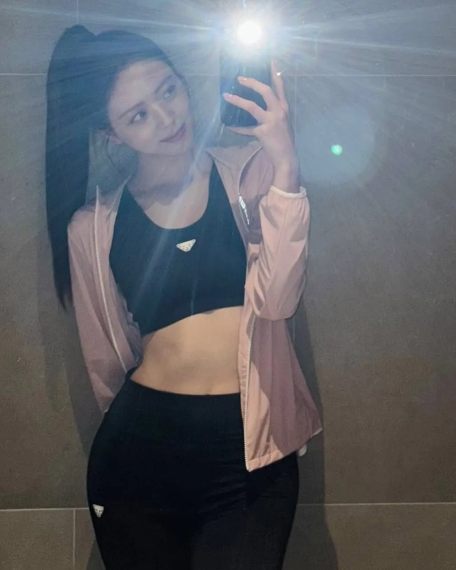 Pilates và bài tập đơn giản tại nhà – giữ cơ thể dẻo dai mỗi ngày