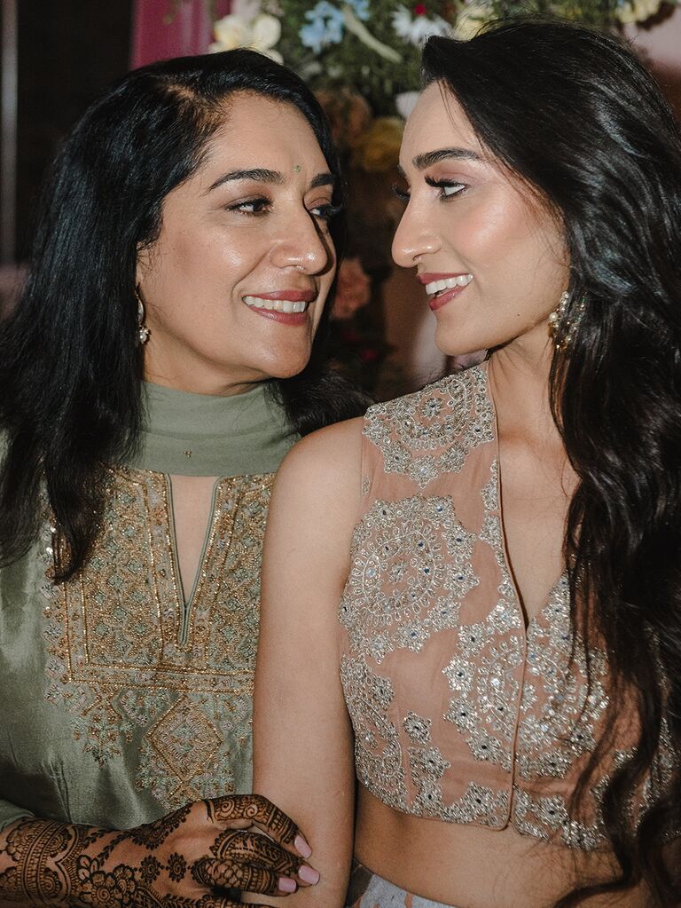 1. Mắt khói nâu nhẹ nhàng – thanh lịch mà tinh tế