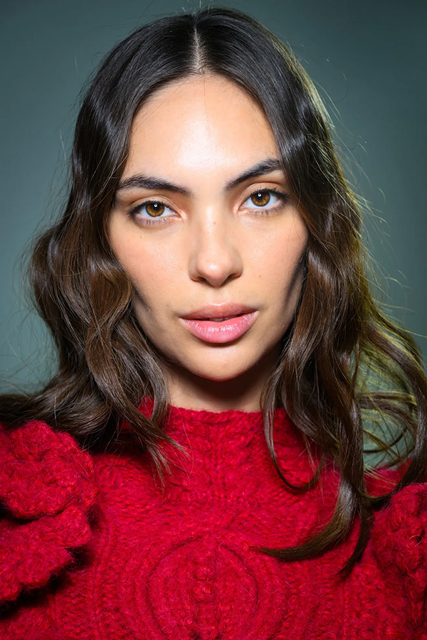 1. Chocolate Coffee Brown – màu nâu cà phê ấm áp, đầy chiều sâu