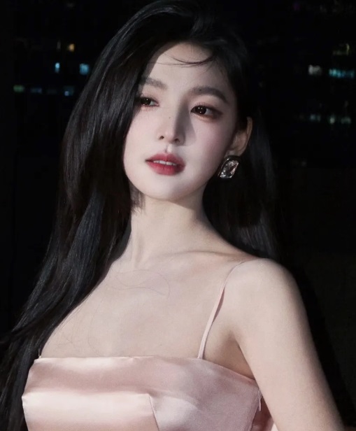 Cách áp dụng phong cách má hồng em bé như Chương Nhược Nam