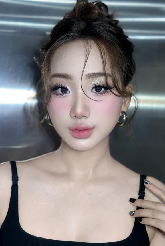 Lấp lánh nhẹ nhàng – Tỏa sáng theo cách tinh tế