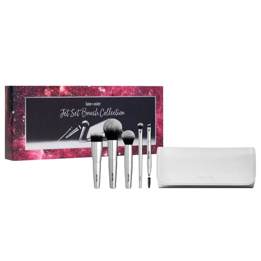 4. Lune+Aster Jet Set Brush Collection là “bạn đồng hành” trong những chuyến đi