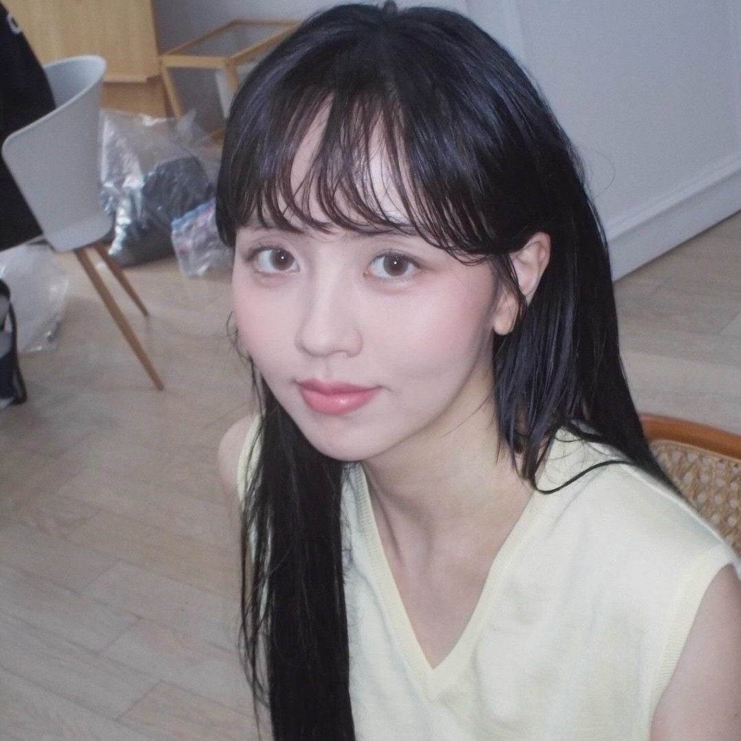  Kim So Hyun chú trọng làm sạch da