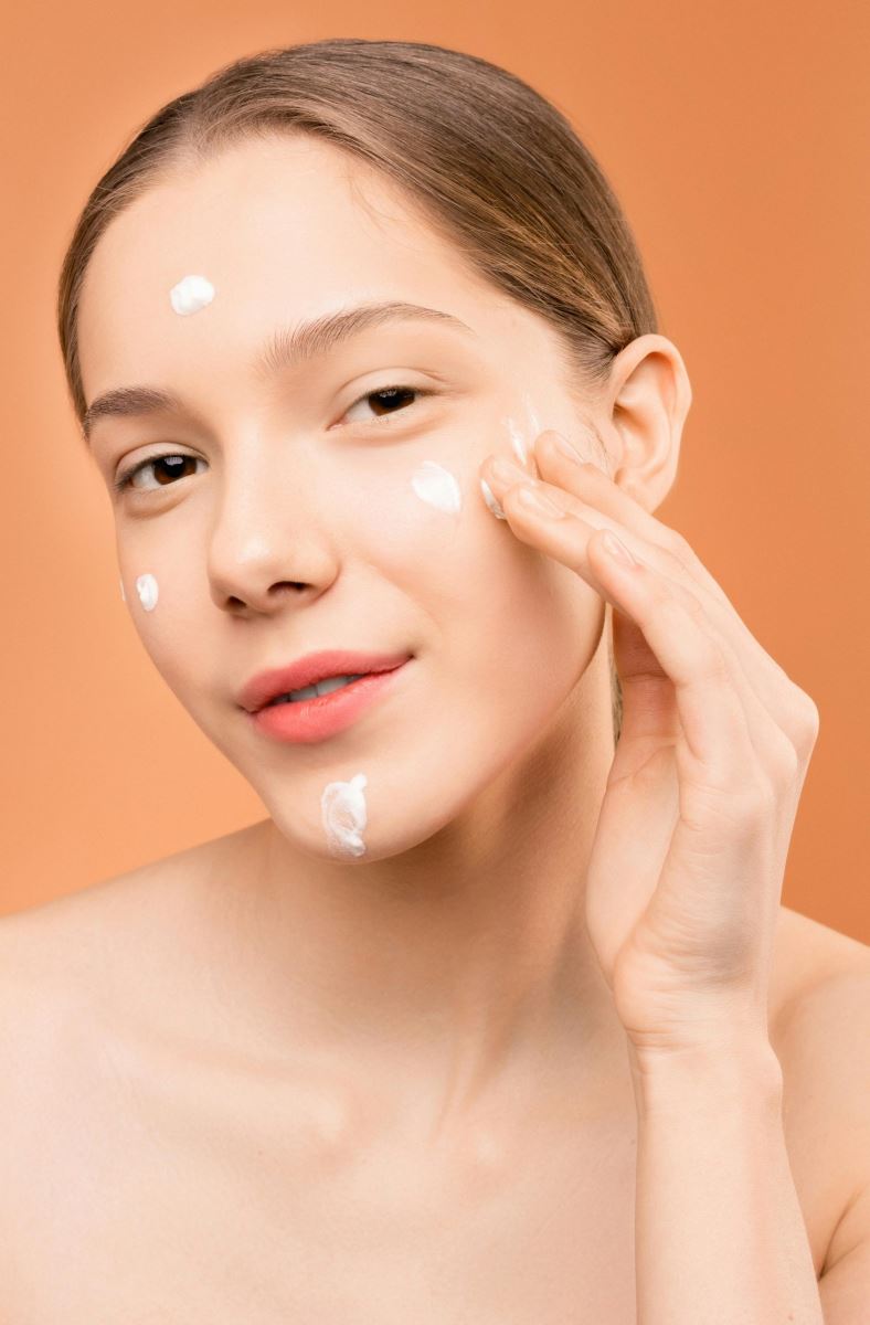 Dùng các hoạt chất vào buổi tối là lý tưởng nhất