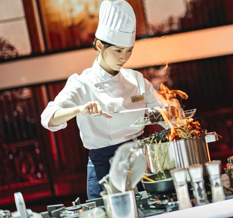 Phong cách làm đẹp khắc họa tính cách nhân vật Yeon Ji-yeong