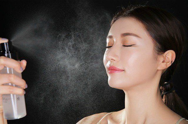Chọn xịt khoáng phù hợp cho da khô