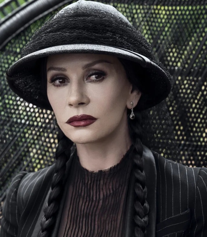 Morticia Addams – Biểu tượng Gothic thanh lịch vượt thời gian