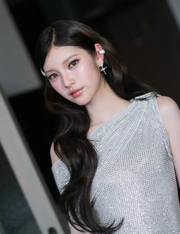 Hiểu cấu trúc gương mặt