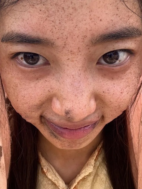 Bí mật ánh nhìn “trong veo như nước” của Suzy