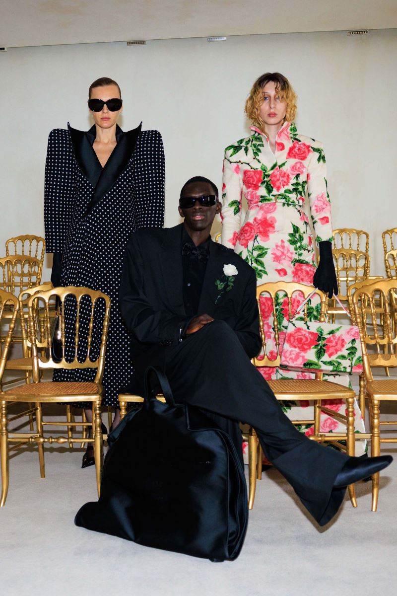 Balenciaga: Vẻ đẹp tối giản và chân thật