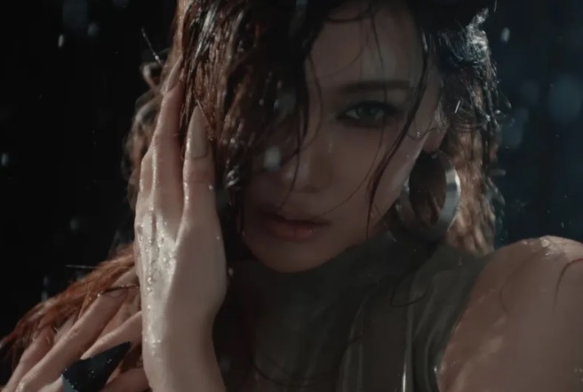 Phong cách “wet look” của Ningning
