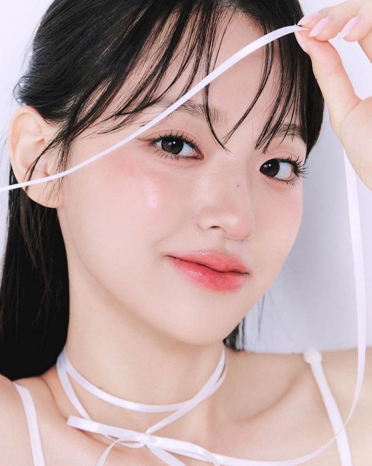 Đôi môi căng mọng quyến rũ