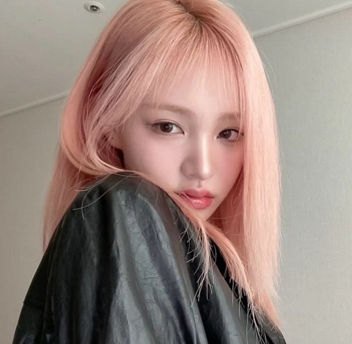 Kiểu chân mày Soft Brows phù hợp với những người có màu tóc sáng