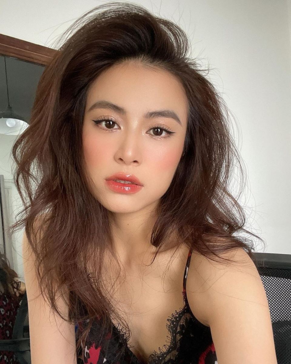 Bước 2: Phấn mắt