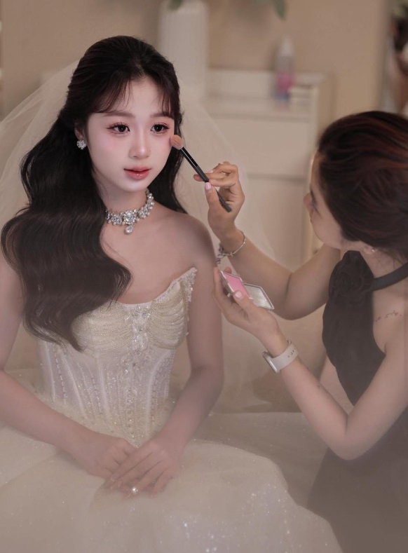 Chuẩn bị làn da trước khi trang điểm