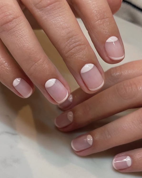 Tông trầm trung tính – Thanh lịch cho nàng công sở