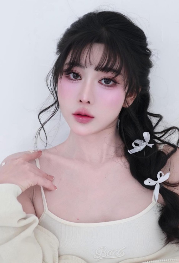 Má hồng “boyfriend” – tự nhiên nhưng cực kỳ cuốn hút