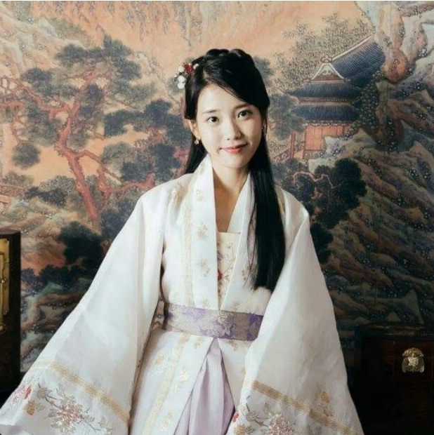 Moon Lovers: Scarlet Heart Ryeo (2016): Nhan sắc cổ trang thanh thoát