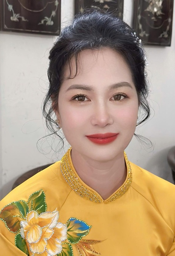 Kết hợp nhiều tông màu kem nền