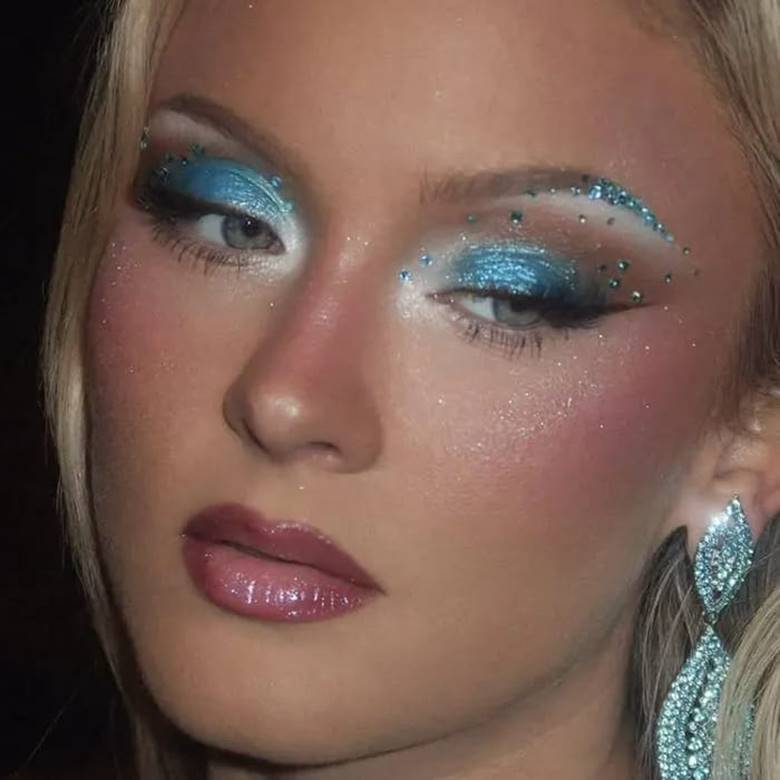 Cách Trang Điểm Mermaid Makeup Chuẩn Xu Hướng 2026