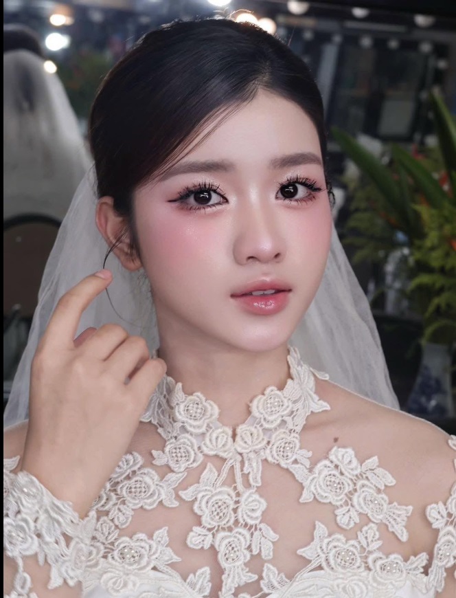 Mascara màu nâu – Xu hướng làm đẹp tự nhiên ngày càng được yêu thích