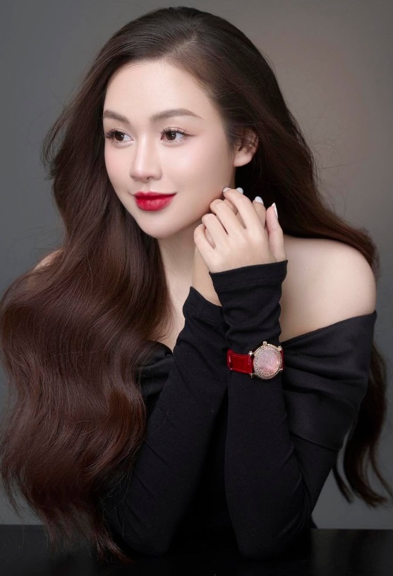 Ưu điểm của má hồng dạng phấn