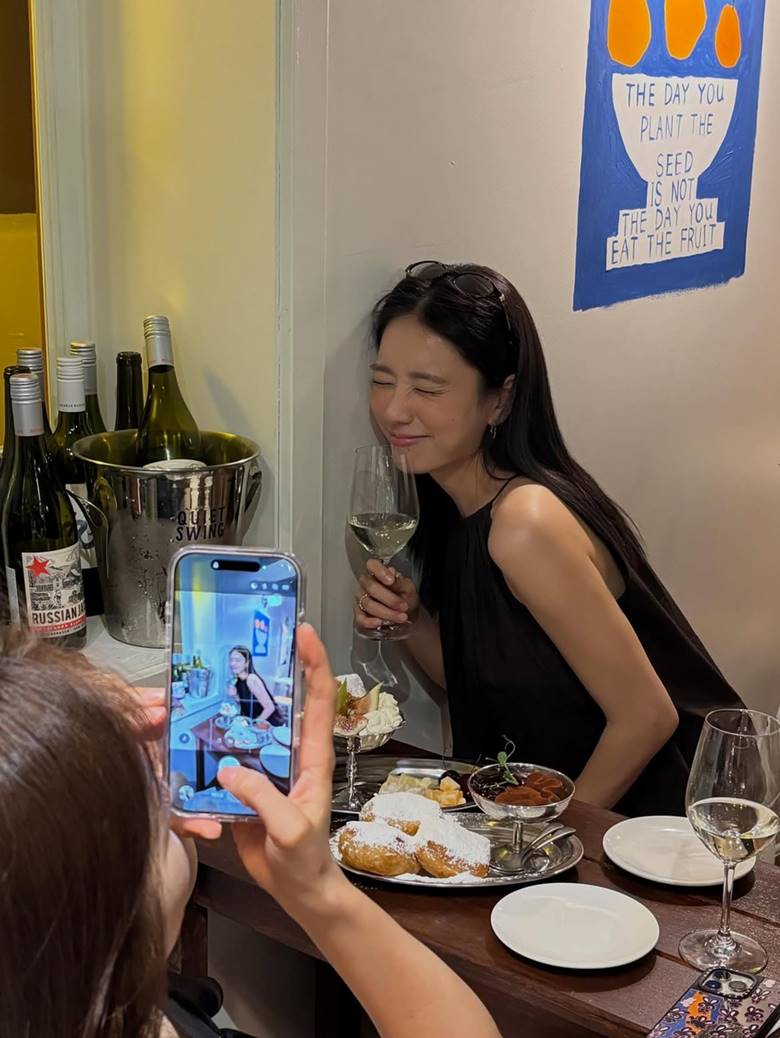 Giảm tương phản để các màu sắc hòa quyện