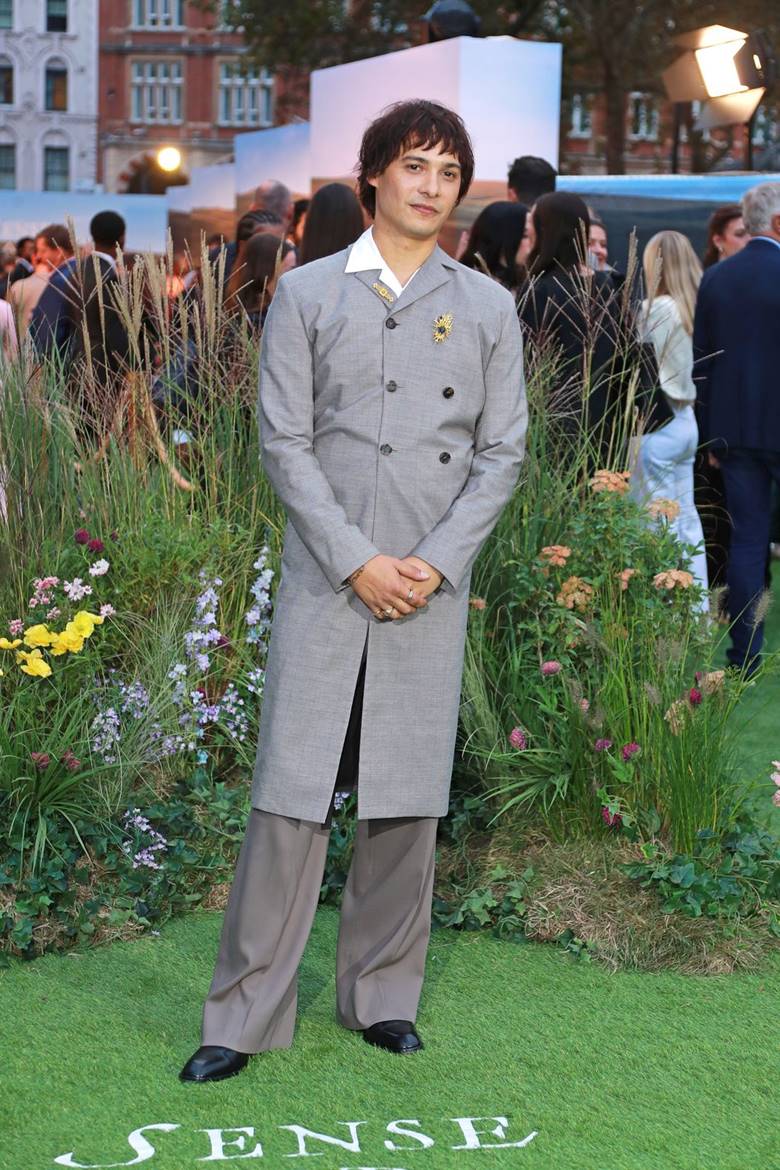 Frank Dillane: Tóc rối mang hơi hướng Pete Doherty