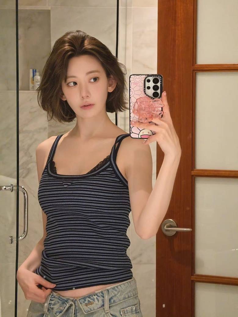 Sakura: Chân mày sáng hơn tóc một tông để tạo vẻ ngoài hài hòa