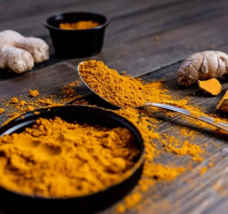 5. Tận dụng nghệ trong quy trình chăm sóc da hỗ trợ giảm thâm