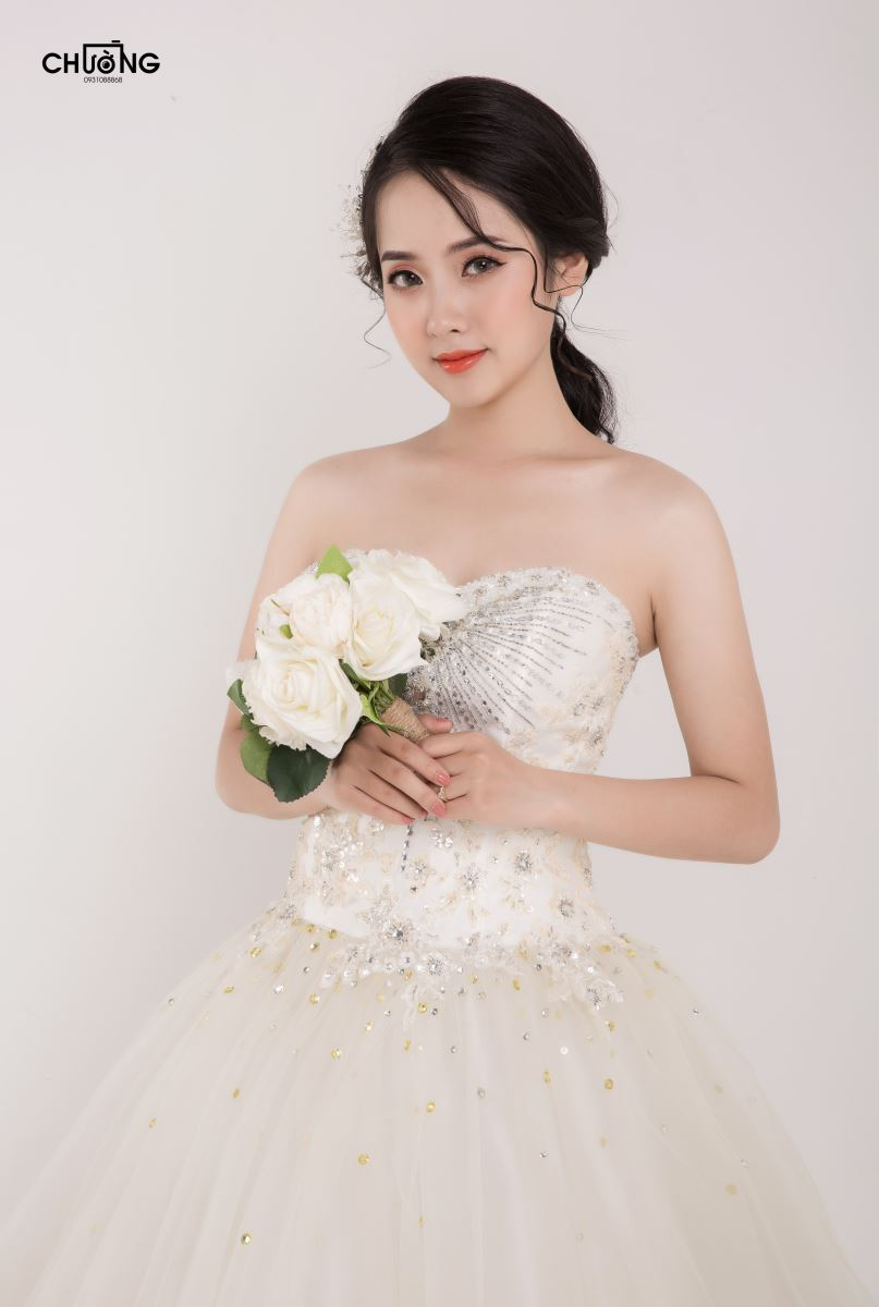 Makeup cô dâu ngày cưới giá bao nhiêu