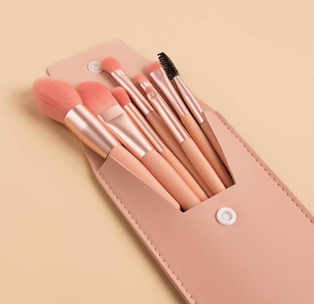 Cách phân biệt cọ trang điểm để make up chuẩn 
