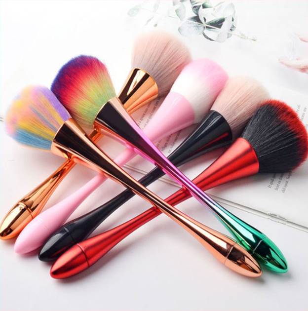 Cách phân biệt cọ trang điểm để make up chuẩn 