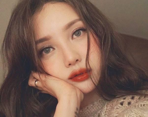 Khởi nghiệp nghề trang điểm