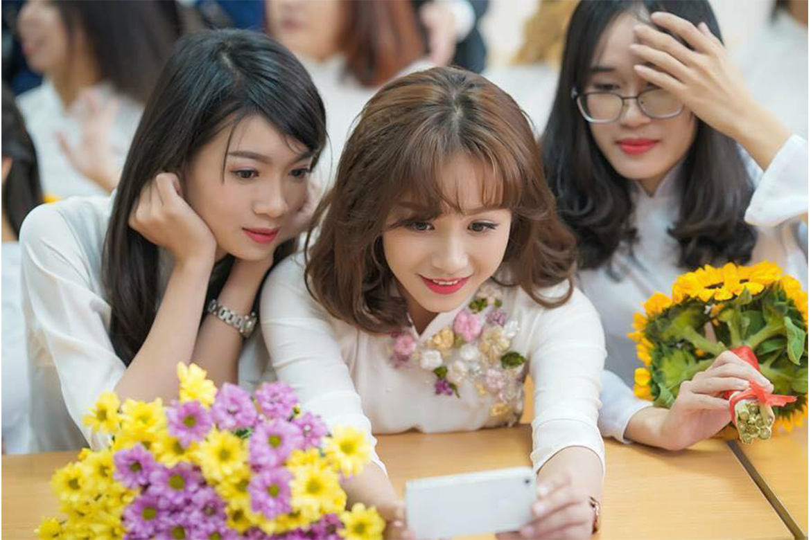 Make up đơn giản cho học sinh cấp 3 tại Hà Nội 