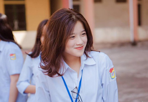 Bật mí một số cách makeup đi học đơn giản, nhẹ nhàng