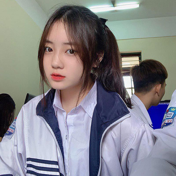 Bật mí một số cách makeup đi học đơn giản, nhẹ nhàng