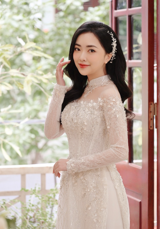 makeup ngày cưới đẹp tại Hoàng Mai
