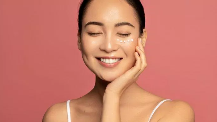 mẹo makeup cho mí mắt dầu 