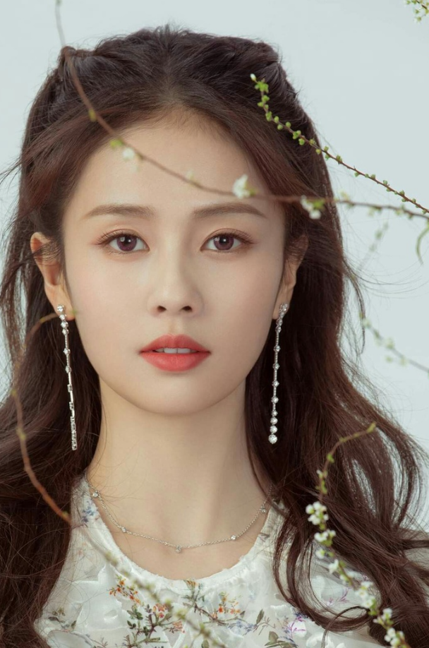 nên chọn học gội đầu dưỡng sinh hay học makeup