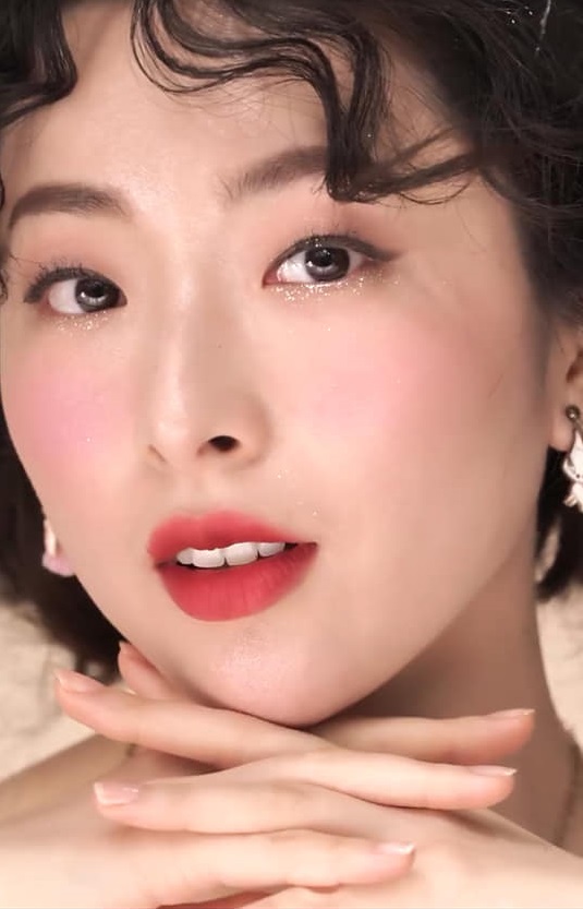 Tại sao bạn nên chọn Juhee Makeup để trang điểm và học trang điểm 4