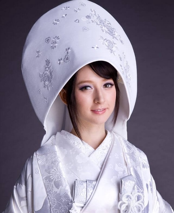 trang điểm cô dâu Nhật Bản 4