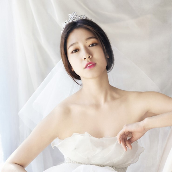 trang điểm cô dâu theo phong cách Hàn Quốc 