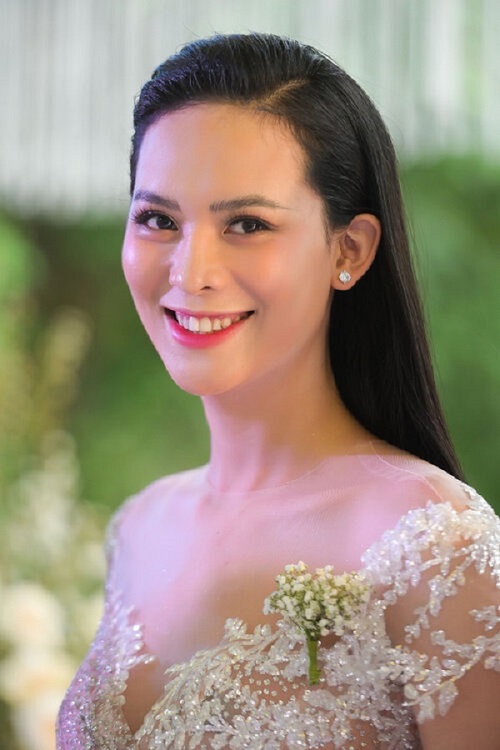Trang điểm cô dâu Hồ Chí Minh 