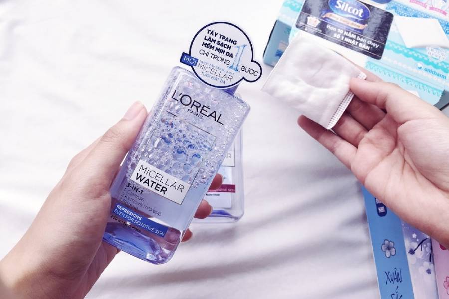 Tác hại của nước tẩy trang khi sử dụng sai cách