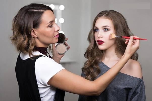 Thu nhập của nghề makeup có cao không