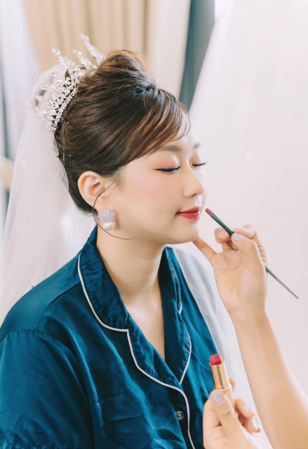 trang điểm chụp hình cưới tại Hà Nội