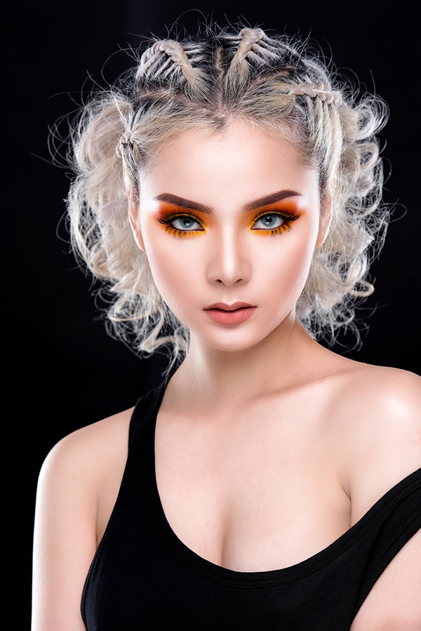 xu hướng makeup gây bão 2022
